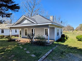 107 Trussell St, Honea Path, SC 29654