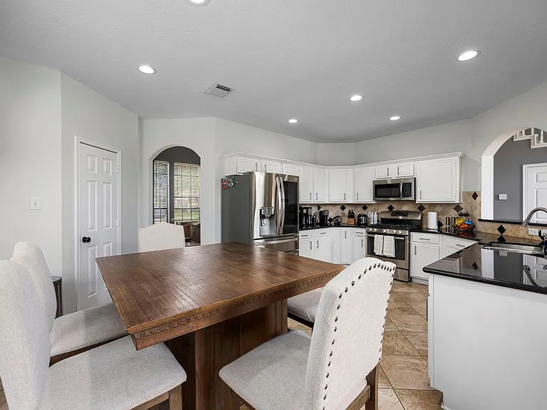 16315 Scotch Hollow Ln — Photo 12