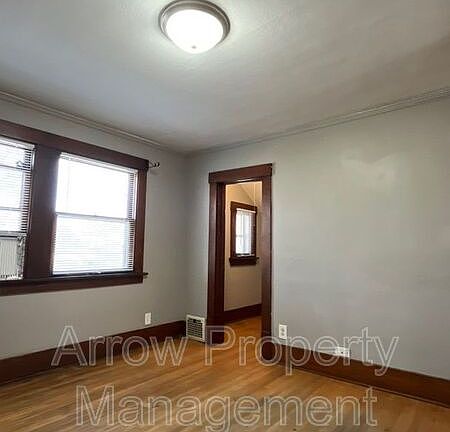 5th image of 1530 Rose St #1530