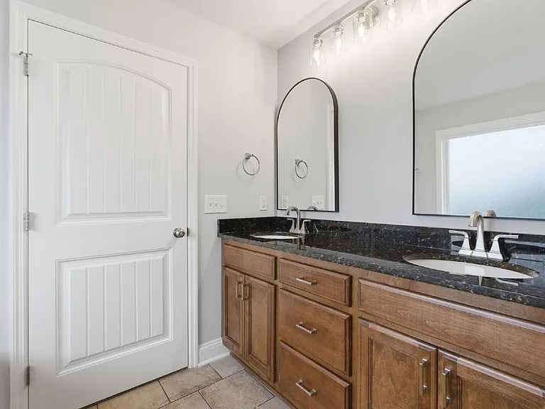 2101 Eureka Way — Photo 41