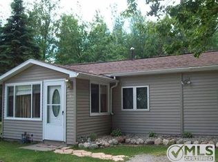 3936 Pine Rd, Beaverton, MI 48612