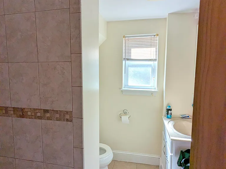 28R Cherry St #2 — Photo 13