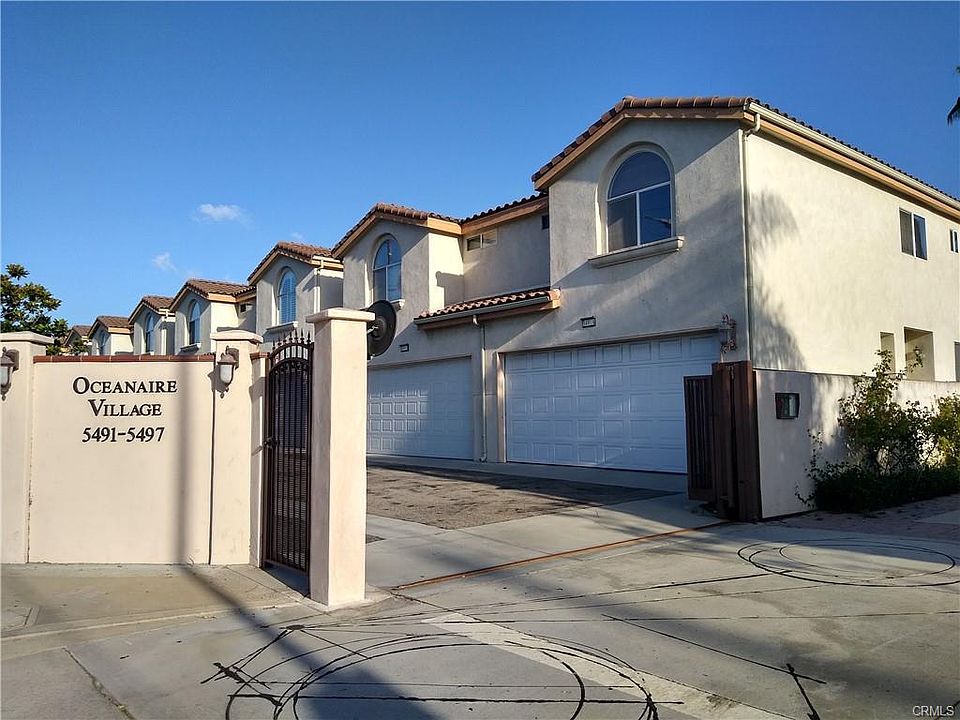 Gated 8 Unit Complex