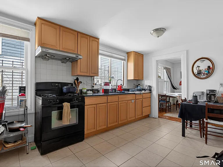 224 Huntington St #1 — Photo 6