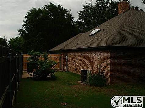 5th image of 7800 Meadowlark Dr