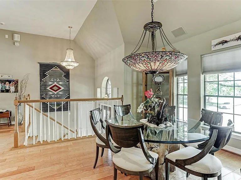 1706 Country Squire Dr — Photo 17