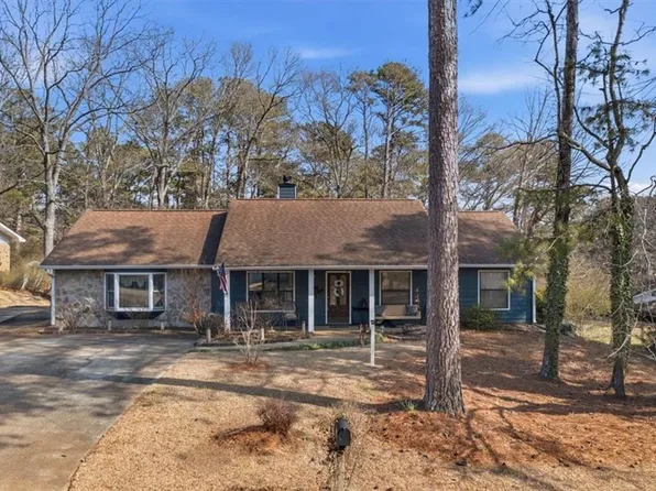 5329 Memorial Ln, Powder Springs, GA 30127
