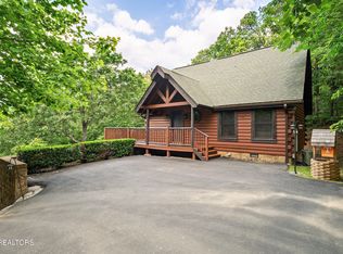 3064 S Clear Fork Rd, Sevierville, TN 37862