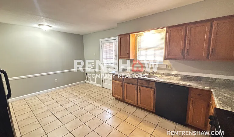 3210 Thirteen Colony Mall #3A — Photo 5