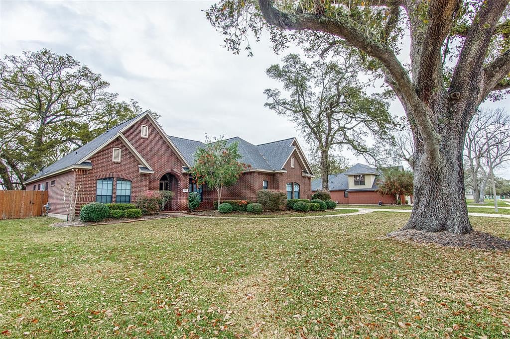 805 Heritage Oaks Dr, Angleton, TX 77515 Zillow