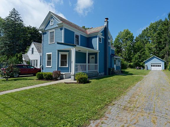 2nd image of 90 Boulevard St