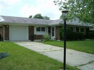2081 Rockdell Dr, Fairborn, OH 45324