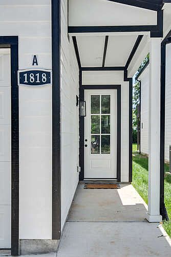 Come step in to your new construction, open concept rental property!