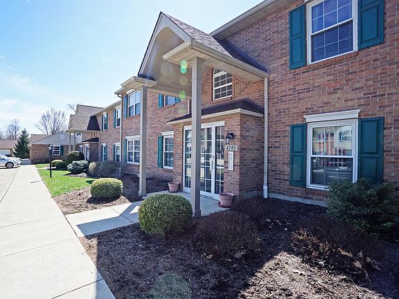 2nd image of 8740 Carrousel Park Cir Unit 87