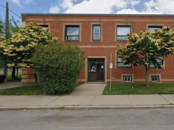 1286 Parent Ave #3, Windsor, ON N8X 4J2