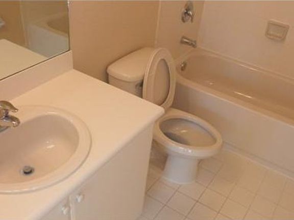 5th image of 1658 SE 28th Ct Unit 203