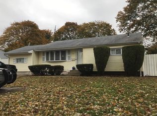 113 Westwood Dr, Brentwood, NY 11717
