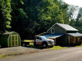 181 Fireline Rd, Palmerton, PA 18071