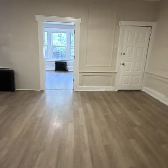 81 Montgomery St #2 — Photo 3