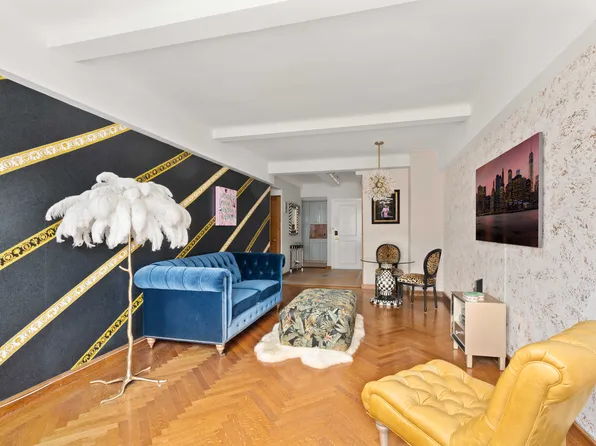 575 Park Avenue 1509 image 2 of 10