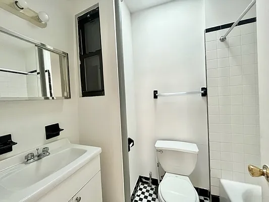 Rented by Best Apartments North Inc | media 9