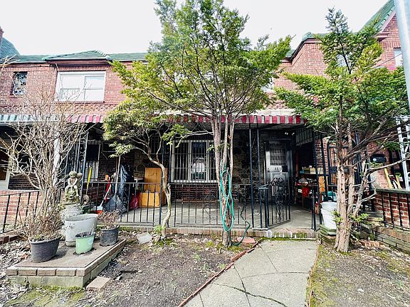 2nd image of 4814 65th St