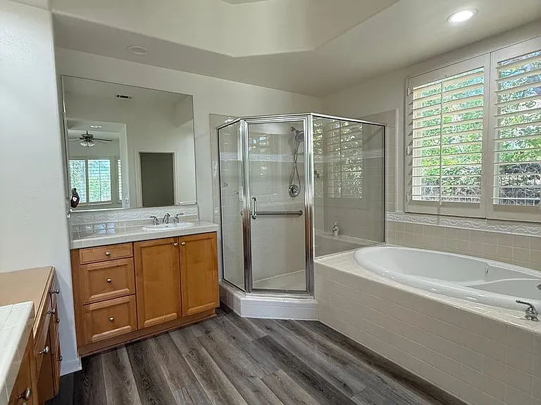 990 Clear Sky Pl — Photo 6