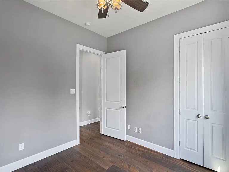 1614 Cedar Bend Dr — Photo 14