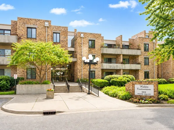 1912 Prairie Sq APT 120A, Schaumburg, IL 60173