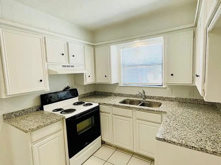 1203 Redwood Dr #A — Photo 6