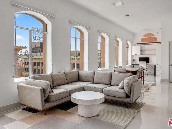 6253 Hollywood Blvd APT 1201, Los Angeles, CA 90028