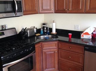 92 Endicott St APT 3, Boston, MA 02113