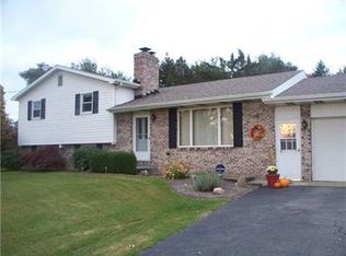172 Mitchell Rd, West Middlesex, PA 16159