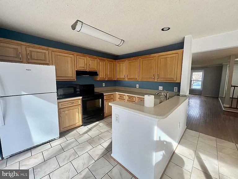 11570 Hill Meade Ln — Photo 14