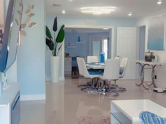 2nd image of 5858 Tarragon Drive