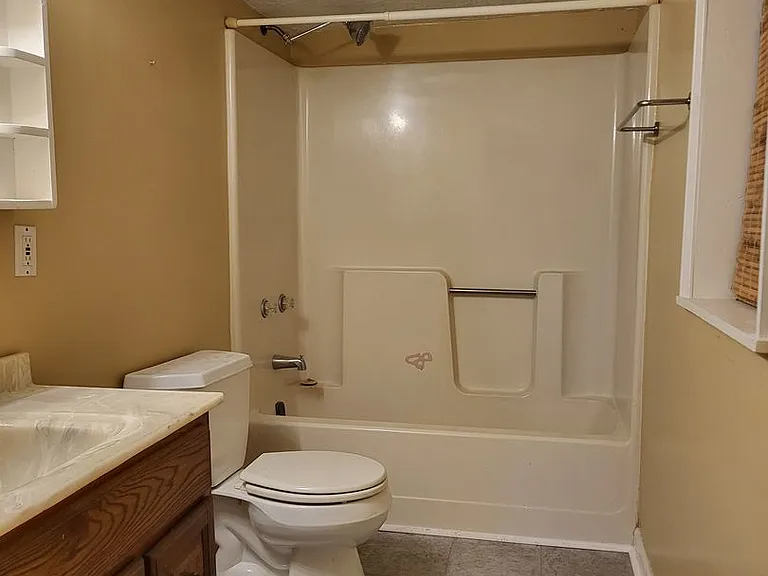 214A Ferstl Ave — Photo 4