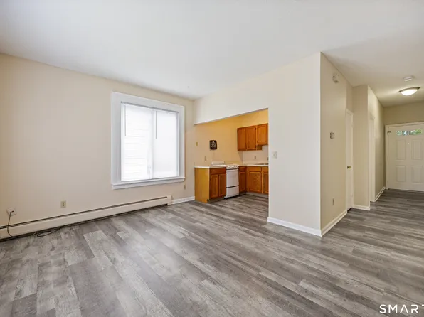 630 Broad St APT 2, Meriden, CT 06450