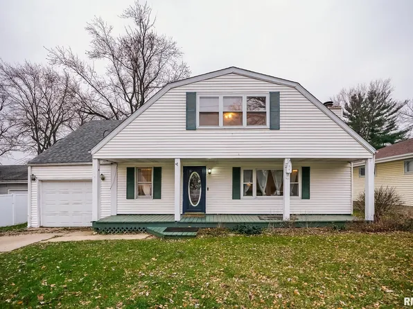 5010 Pfeiffer Rd, Bartonville, IL 61607