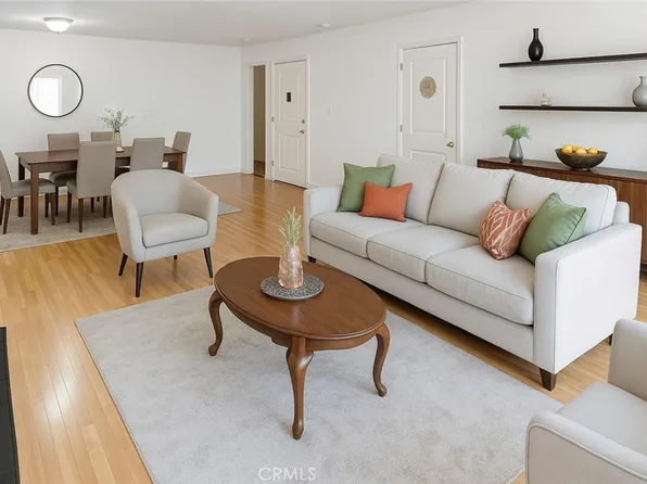 3933 N Virginia Rd Unit 202, Long Beach, CA 90807