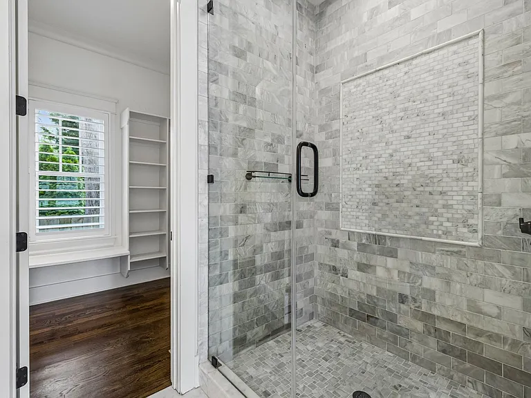 124B Lincoln Ct — Photo 38