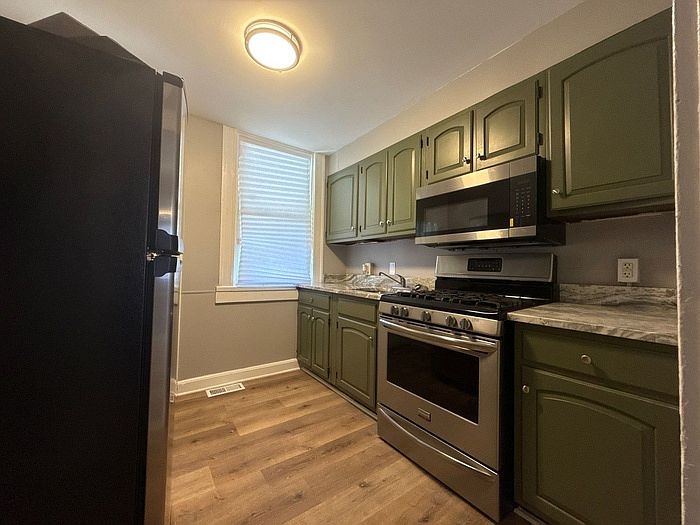 1st image of 3 N Abington Ave