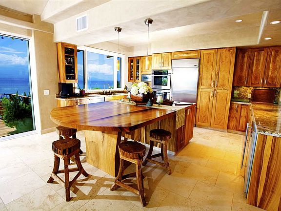 3rd image of 3933 Maalaea Bay Pl