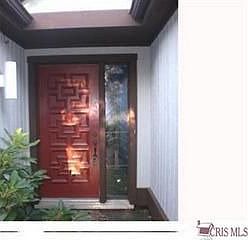1st image of 14 Pinewood Dr