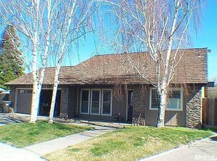 6221 E Arapaho Ct, Manteca, CA 95336