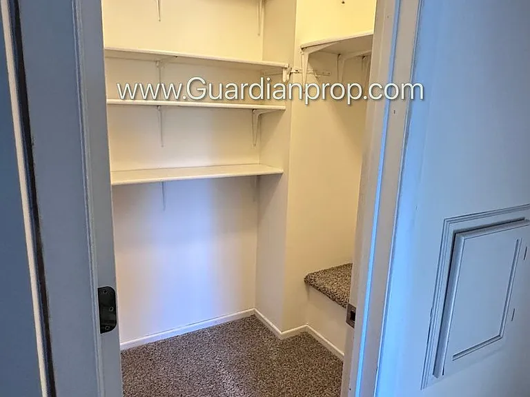 1808 Knox Dr — Photo 12