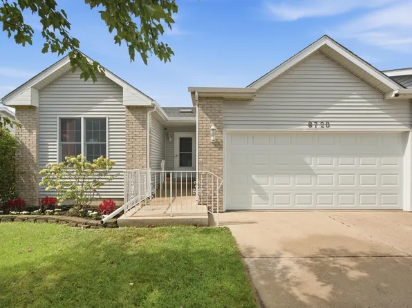 8720 Jackson St, Merrillville, IN 46410