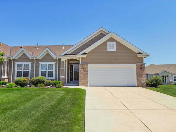 14246 West Honeyager DRIVE, New Berlin, WI 53151