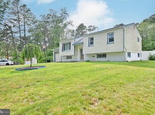 205 Fox Ln, Williamstown, NJ 08094
