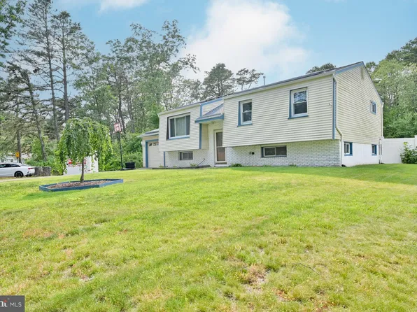 205 Fox Ln, Williamstown, NJ 08094