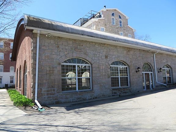 5th image of 3 S Stone Mill Dr APT 214